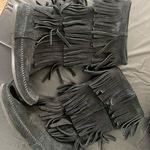 Minnetonka Fringe Boots